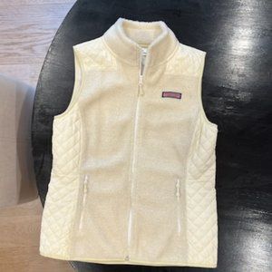Vineyard Vines quilted sherpa vest